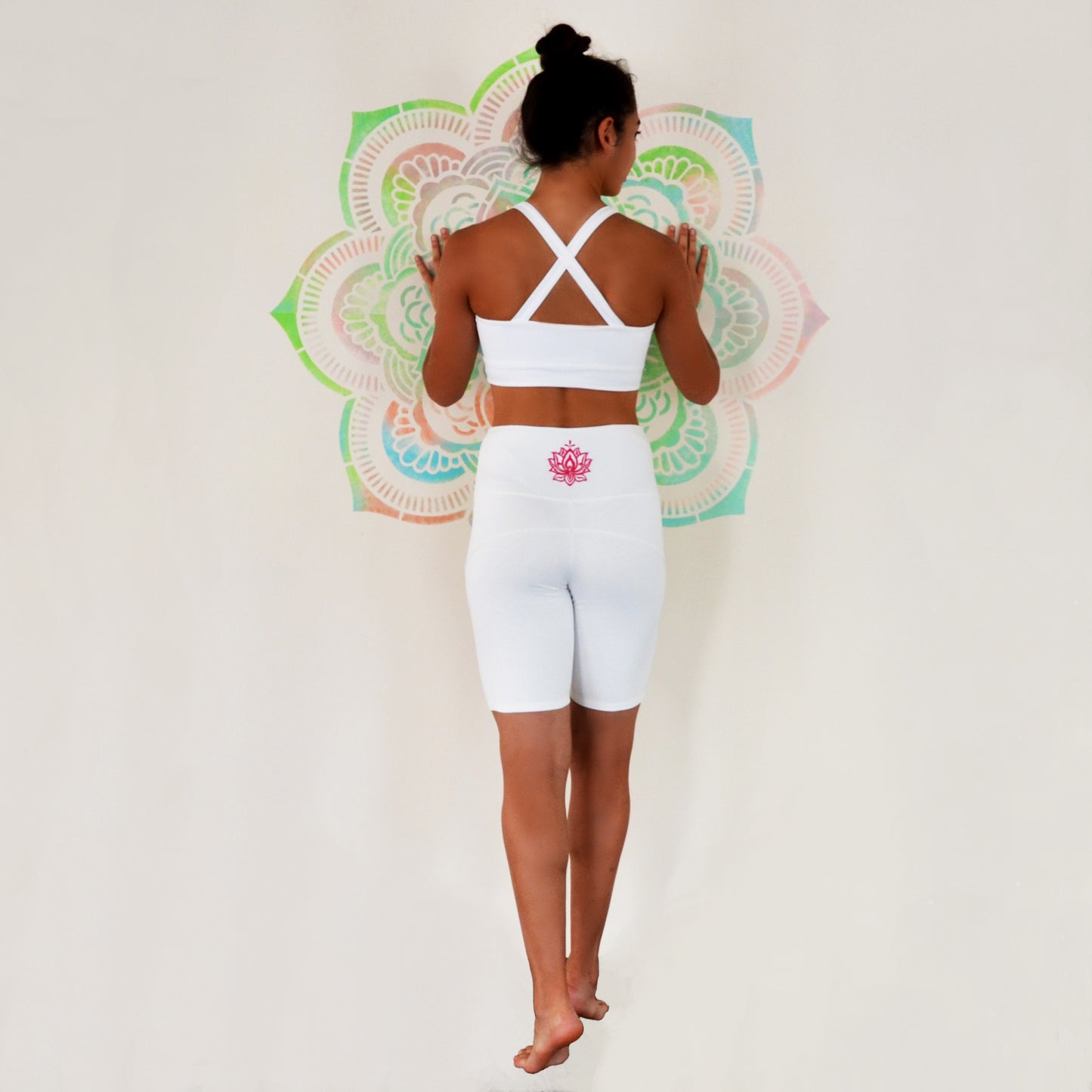 Bisiklet Şortu Padma Ekru Nakışlı